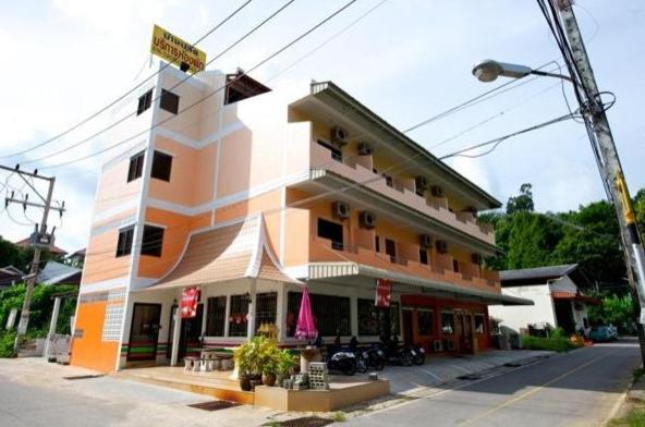 Baan Palad Mansion Aparthotel Phuket ภายนอก รูปภาพ