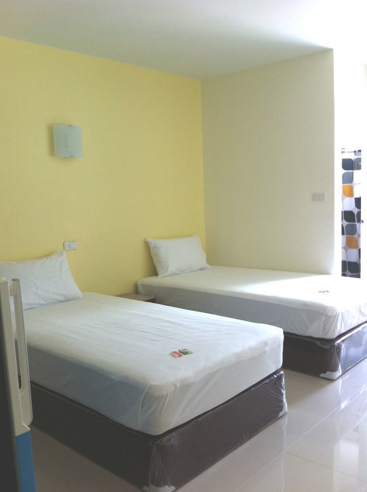 Baan Palad Mansion Aparthotel Phuket ภายนอก รูปภาพ