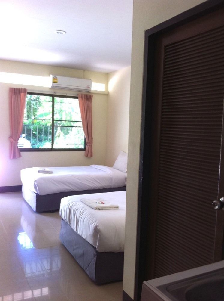 Baan Palad Mansion Aparthotel Phuket ภายนอก รูปภาพ